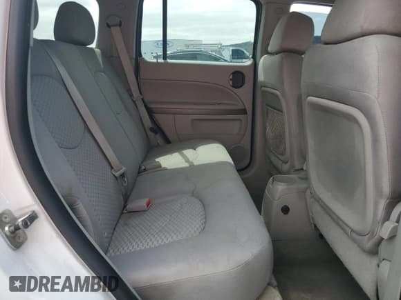 ✅ 2011 Chevrolet HHR 1LT • VIN: 3GNBABFW4BS630832 • Lot: 51265245. Listed on Copart with 101,596 mi. Free auction sales archive from the USA and detailed vehicle history report at DreamBid. Image 10.