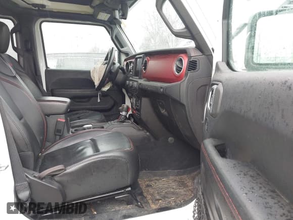 ✅ 2018 Jeep Wrangler Unlimited Rubicon • VIN: 1C4HJXFG6JW301254 • Lot: 41654089. Wystawiony na IAAI z przebiegiem 71 364 mil. Bezpłatny archiwum sprzedaży aukcyjnych z USA i szczegółowy raport historii pojazdu na DreamBid. Zdjęcie 5.