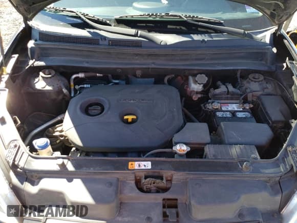 ✅ 2012 Kia Soul + • VIN: KNDJT2A62C7401975 • Lot: 70042685. Wystawiony na Copart z przebiegiem 113 120 mil. Bezpłatny archiwum sprzedaży aukcyjnych z USA i szczegółowy raport historii pojazdu na DreamBid. Zdjęcie 11.