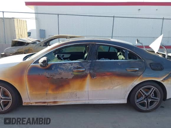 2023 Mercedes-Benz CLA 250 с VIN W1K5J4GBXPN328000, выставлен на аукционе IAAI как лот 40685089 с пробегом 16 779 миль миль и . История ставок и продаж доступна на DreamBid. Изображение 13.