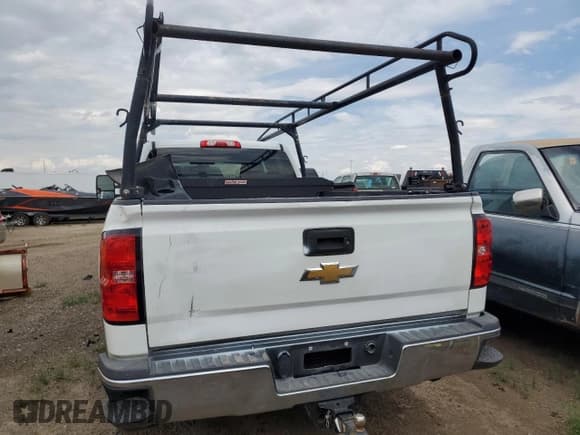 ✅ 2019 Chevrolet Silverado 2500HD Work Truck • VIN: 2GC2CREG2K1180597 • Lot: 61605225. Wystawiony na Copart z przebiegiem Nie podano. Bezpłatny archiwum sprzedaży aukcyjnych z USA i szczegółowy raport historii pojazdu na DreamBid. Zdjęcie 6.