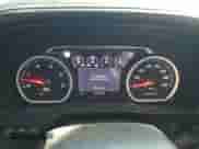 2020 Chevrolet Silverado 3500HD High Country z VIN 1GC4YVEYXLF105443, wystawiony jako Copart lot #52015675 z przebiegiem 73 070 mil mil oraz Szkoda całkowita • Salvage title. Historia ofert i sprzedaży dostępna na DreamBid. Obrazek 9.