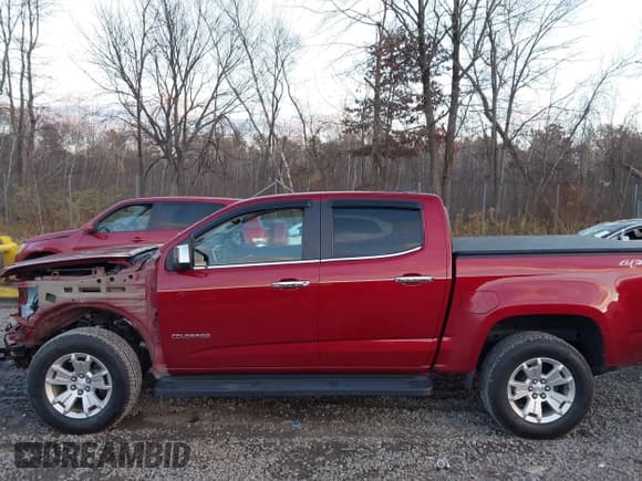 ✅ 2017 Chevrolet Colorado 4WD LT • VIN: 1GCGTCENXH1198734 • Лот: 43642814. Опубликован ранее на IAAI с пробегом 60 449 миль. Бесплатный доступ к архиву аукционных продаж из США и подробный отчёт об истории автомобиля на DreamBid. Изображение 14.