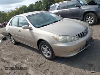 ✅ 2006 Toyota Camry STD • VIN: 4T1BE32K66U154560 • Lot: 43281004. Listed on IAAI with 121,202 mi. Free auction sales archive from the USA and detailed vehicle history report at DreamBid. Image 1.