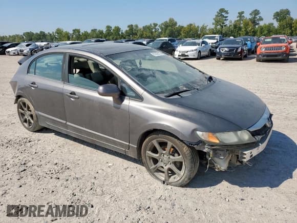 ✅ 2009 Honda Civic EX • VIN: 19XFA16849E021061 • Lot: 81498155. Listed on Copart with 174,085 mi. Free auction sales archive from the USA and detailed vehicle history report at DreamBid. Image 4.