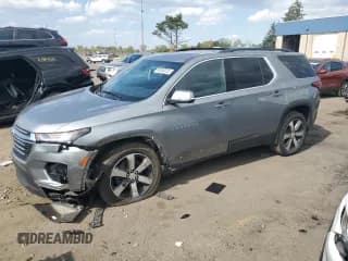 ✅ 2023 Chevrolet Traverse LT • VIN: 1GNERHKW7PJ233123 • Lot: 80508225. Wystawiony na Copart z przebiegiem 18 031 mil. Bezpłatny archiwum sprzedaży aukcyjnych z USA i szczegółowy raport historii pojazdu na DreamBid. Zdjęcie 1.