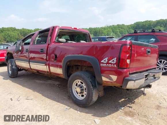 ✅ 2005 Chevrolet Silverado 2500HD LS • VIN: 1GCHK23245F897222 • Lot: 42411761. Listed on IAAI with 222,766 mi. Free auction sales archive from the USA and detailed vehicle history report at DreamBid. Image 3.