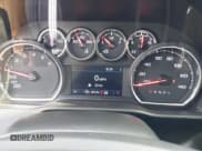 ✅ 2021 Chevrolet Silverado 1500 RST • VIN: 1GCUYEED1MZ130471 • Lot: 43109120. Wystawiony na IAAI z przebiegiem 80 336 mil. Bezpłatny archiwum sprzedaży aukcyjnych z USA i szczegółowy raport historii pojazdu na DreamBid. Zdjęcie 7.