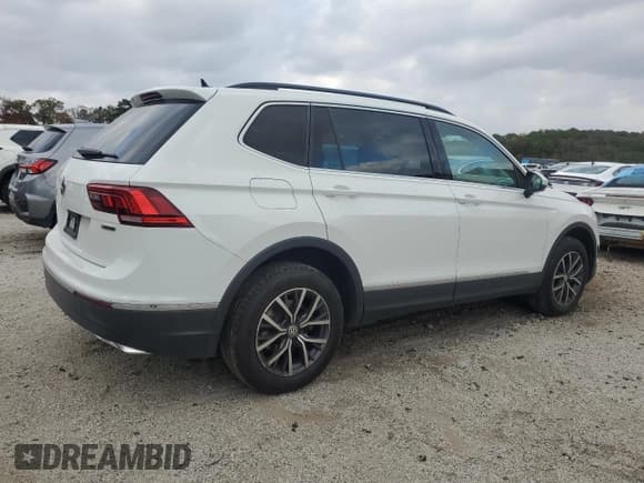 ✅ 2020 Volkswagen Tiguan SE • VIN: 3VV2B7AX9LM021245 • Lot: 90531005. Wystawiony na Copart z przebiegiem 176 543 mil. Bezpłatny archiwum sprzedaży aukcyjnych z USA i szczegółowy raport historii pojazdu na DreamBid. Zdjęcie 3.