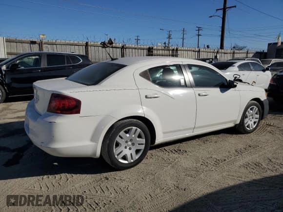 ✅ 2011 Dodge Avenger Express • VIN: 1B3BD4FB6BN501592 • Лот: 88587345. Опубликован ранее на Copart с пробегом 66 869 миль. Бесплатный доступ к архиву аукционных продаж из США и подробный отчёт об истории автомобиля на DreamBid. Изображение 3.