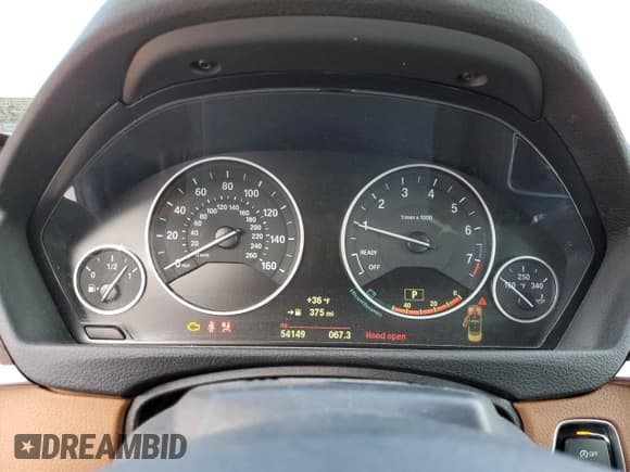 ✅ 2015 BMW 4 Series 428i xDrive • VIN: WBA3V9C55FP799202 • Лот: 89282525. Опубликован ранее на Copart с пробегом 54 149 миль. Бесплатный доступ к архиву аукционных продаж из США и подробный отчёт об истории автомобиля на DreamBid. Изображение 9.