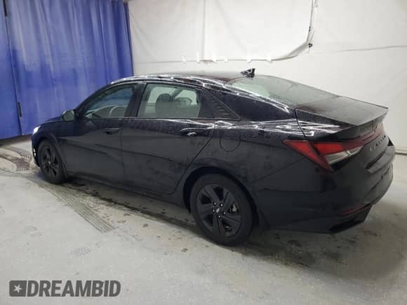 2022 Hyundai Elantra SEL with VIN KMHLM4AG2NU218327, listed as a Copart auction lot 76113114 with 56,223 mi miles and Clean title. Bid and sale history available at DreamBid. Image 2.