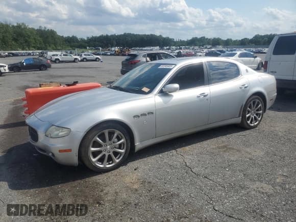 ✅ 2007 Maserati Quattroporte • VIN: ZAMFE39A770032250 • Лот: 65395905. Опубликован ранее на Copart с пробегом 63 089 миль. Бесплатный доступ к архиву аукционных продаж из США и подробный отчёт об истории автомобиля на DreamBid. Изображение 1.
