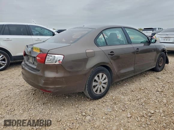✅ 2014 Volkswagen Jetta S • VIN: 3VW2K7AJ0EM361720 • Lot: 94959315. Listed on Copart with 170,240 mi. Free auction sales archive from the USA and detailed vehicle history report at DreamBid. Image 3.