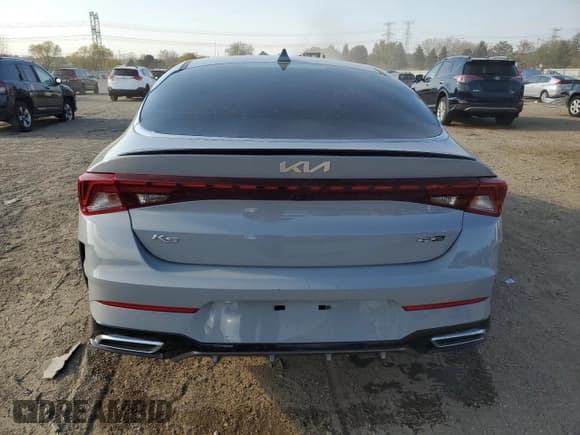 ✅ 2022 Kia K5 GT-Line • VIN: 5XXG64J26NG109329 • Lot: 90940405. Wystawiony na Copart z przebiegiem 25 429 mil. Bezpłatny archiwum sprzedaży aukcyjnych z USA i szczegółowy raport historii pojazdu na DreamBid. Zdjęcie 6.