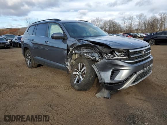 ✅ 2022 Volkswagen Atlas SE • VIN: 1V2LP2CA0NC533687 • Lot: 86780894. Wystawiony na Copart z przebiegiem 117 271 mil. Bezpłatny archiwum sprzedaży aukcyjnych z USA i szczegółowy raport historii pojazdu na DreamBid. Zdjęcie 4.