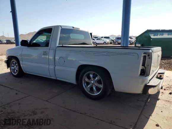 ✅ 2002 Chevrolet Silverado 1500 • VIN: 1GCEC14X42Z195786 • Lot: 66813284. Wystawiony na Copart z przebiegiem 113 104 mil mil. Skorzystaj z bezpłatnego archiwum sprzedaży aukcyjnych z USA i zobacz szczegółowy raport historii pojazdu na DreamBid. Zdjęcie 2.