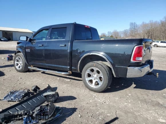 ✅ 2016 Ram 1500 Laramie • VIN: 1C6RR7NG5GS288972 • Лот: 47676775. Опубликован ранее на Copart с пробегом 157 054 миль. Бесплатный доступ к архиву аукционных продаж из США и подробный отчёт об истории автомобиля на DreamBid. Изображение 2.