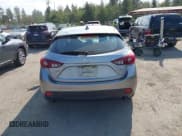 ✅ 2014 Mazda 3 i Grand Touring • VIN: JM1BM1M70E1217124 • Lot: 42888383. Wystawiony na IAAI z przebiegiem 94 344 mil. Bezpłatny archiwum sprzedaży aukcyjnych z USA i szczegółowy raport historii pojazdu na DreamBid. Zdjęcie 16.