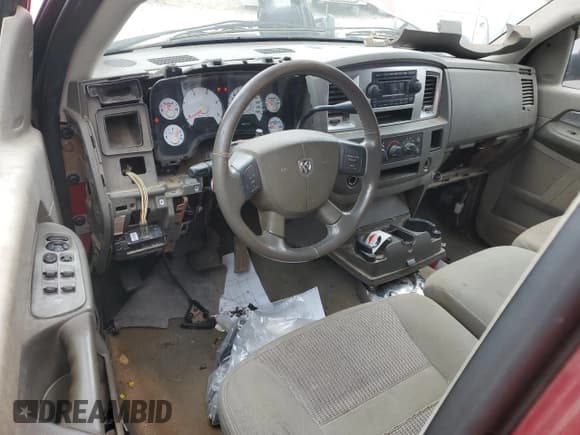 ✅ 2007 Dodge 3500 SLT • VIN: 3D7ML48C97G737871 • Lot: 42014545. Listed on Copart with 283,421 mi. Free auction sales archive from the USA and detailed vehicle history report at DreamBid. Image 8.