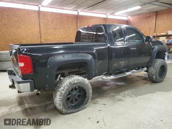 ✅ 2012 Chevrolet Silverado 2500HD LT • VIN: 1GC2KXCG3CZ140449 • Lot: 41988685. Wystawiony na Copart z przebiegiem 125 948 mil. Bezpłatny archiwum sprzedaży aukcyjnych z USA i szczegółowy raport historii pojazdu na DreamBid. Zdjęcie 3.