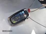 ✅ 2019 Ford Explorer XLT • VIN: 1FM5K7D8XKGA04281 • Lot: 43438902. Wystawiony na IAAI z przebiegiem 88 054 mil. Bezpłatny archiwum sprzedaży aukcyjnych z USA i szczegółowy raport historii pojazdu na DreamBid. Zdjęcie 11.