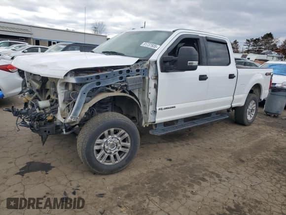 ✅ 2019 Ford F-250 XL • VIN: 1FT7W2BT1KEE35230 • Lot: 91737935. Listed on Copart with 226,524 mi. Free auction sales archive from the USA and detailed vehicle history report at DreamBid. Image 1.