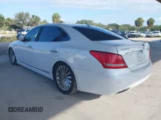 2015 Hyundai Equus Signature z VIN KMHGH4JHXFU093545, wystawiony jako IAAI lot #42572274 z przebiegiem 67 295 mil mil oraz . Historia ofert i sprzedaży dostępna na DreamBid. Obrazek 3.