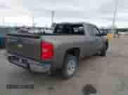 2012 Chevrolet Silverado 1500 Work Truck z VIN 1GCRCPEXXCZ310508, wystawiony jako IAAI lot #41734602 z przebiegiem 129 714 mil mil oraz . Historia ofert i sprzedaży dostępna na DreamBid. Obrazek 4.