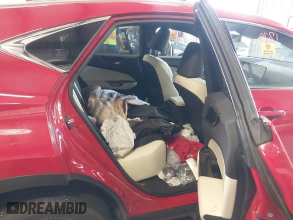 ✅ 2024 Lexus NX 350 Premium • VIN: JTJGGCEZ4R2010760 • Lot: 42923268. Listed on IAAI with 17,581 mi. Free auction sales archive from the USA and detailed vehicle history report at DreamBid. Image 8.