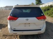 ✅ 2014 Toyota Sienna LE AAS • VIN: 5TDKK3DC4ES517797 • Lot: 80517025. Listed on Copart with 128,188 mi. Free auction sales archive from the USA and detailed vehicle history report at DreamBid. Image 6.