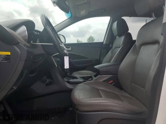 ✅ 2014 Hyundai Santa Fe Limited • VIN: KM8SN4HF8EU056029 • Лот: 67892565. Опубликован ранее на Copart с пробегом 157 401 миль. Бесплатный доступ к архиву аукционных продаж из США и подробный отчёт об истории автомобиля на DreamBid. Изображение 7.