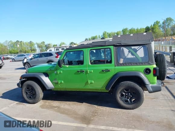 ✅ 2018 Jeep Wrangler Unlimited Sport S • VIN: 1C4HJXDG8JW287876 • Lot: 41990385. Listed on IAAI with 43,420 mi. Free auction sales archive from the USA and detailed vehicle history report at DreamBid. Image 14.