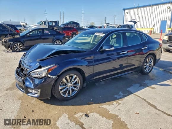 ✅ 2018 Infiniti Q70 Luxe • VIN: JN1BY1AP9JM181065 • Lot: 94047255. Listed on Copart with 53,361 mi. Free auction sales archive from the USA and detailed vehicle history report at DreamBid. Image 1.