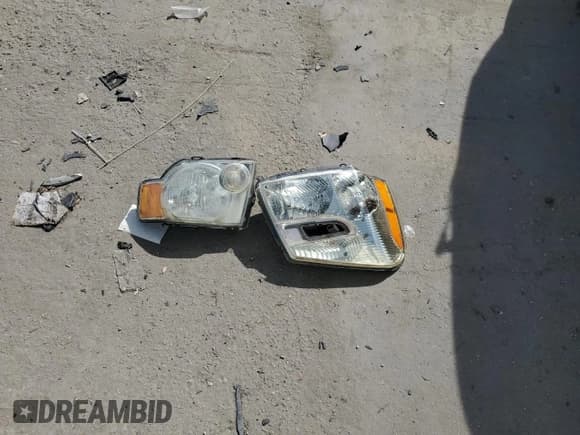 ✅ 2007 Chevrolet Equinox LS • VIN: 2CNDL13F076238653 • Лот: 48764555. Опубликован ранее на Copart с пробегом 197 290 миль. Бесплатный доступ к архиву аукционных продаж из США и подробный отчёт об истории автомобиля на DreamBid. Изображение 13.