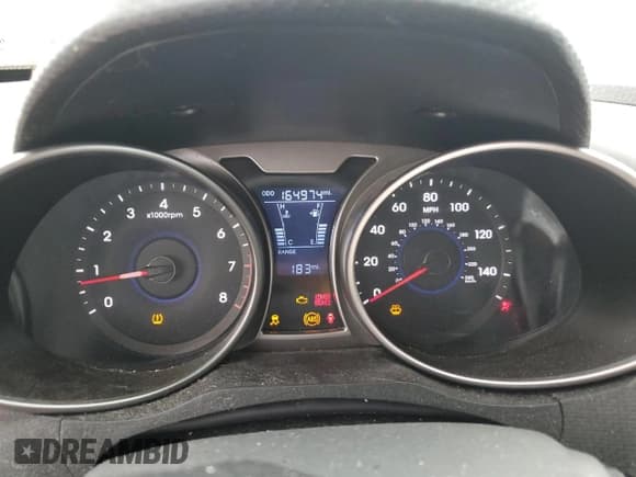 ✅ 2014 Hyundai Veloster • VIN: KMHTC6AD0EU183114 • Lot: 73082744. Wystawiony na Copart z przebiegiem 164 974 mil. Bezpłatny archiwum sprzedaży aukcyjnych z USA i szczegółowy raport historii pojazdu na DreamBid. Zdjęcie 9.