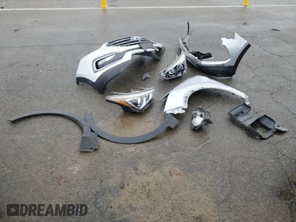 ✅ 2018 Hyundai Santa Fe Ultimate • VIN: 5XYZW4LA2JG507009 • Лот: 38081144. Опубликован ранее на Copart с пробегом 54 255 миль. Бесплатный доступ к архиву аукционных продаж из США и подробный отчёт об истории автомобиля на DreamBid. Изображение 13.