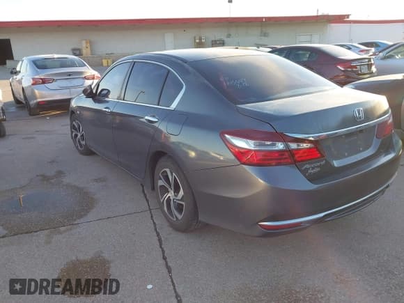 ✅ 2016 Honda Accord LX • VIN: 1HGCR2F31GA138734 • Lot: 43624093. Wystawiony na IAAI z przebiegiem 100 843 mil. Bezpłatny archiwum sprzedaży aukcyjnych z USA i szczegółowy raport historii pojazdu na DreamBid. Zdjęcie 3.