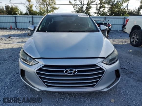 ✅ 2018 Hyundai Elantra SE • VIN: 5NPD74LF1JH226265 • Lot: 91902245. Listed on Copart with 131,794 mi. Free auction sales archive from the USA and detailed vehicle history report at DreamBid. Image 5.