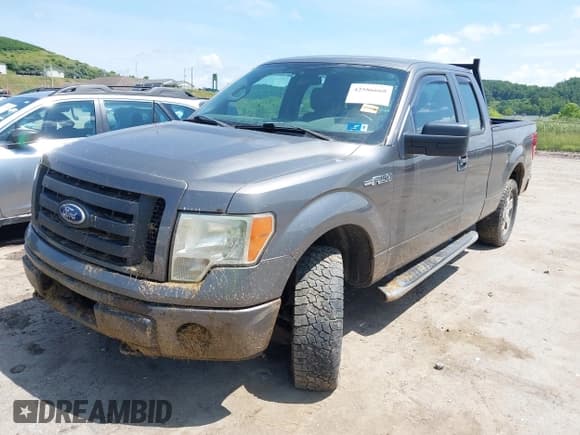 ✅ 2010 Ford F-150 XL • VIN: 1FTEX1EW3AFC76479 • Lot: 42586668. Listed on IAAI with 198,880 mi. Free auction sales archive from the USA and detailed vehicle history report at DreamBid. Image 18.