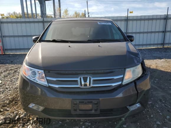 ✅ 2013 Honda Odyssey Touring • VIN: 5FNRL5H99DB071462 • Lot: 82772545. Listed on Copart with 194,573 mi. Free auction sales archive from the USA and detailed vehicle history report at DreamBid. Image 5.