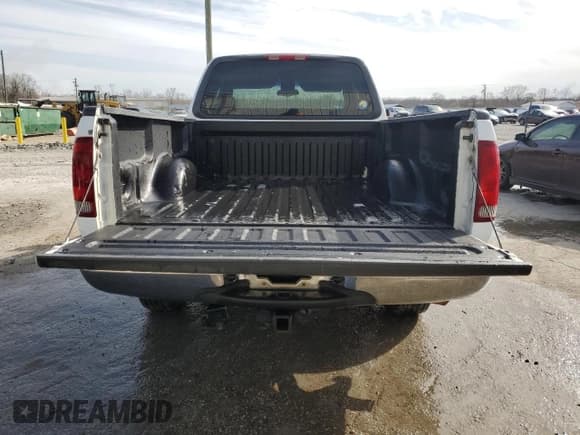 ✅ 2001 Ford F-150 • VIN: 1FTPX17L11NA70112 • Lot: 47412105. Wystawiony na Copart z przebiegiem 136 865 mil. Bezpłatny archiwum sprzedaży aukcyjnych z USA i szczegółowy raport historii pojazdu na DreamBid. Zdjęcie 6.