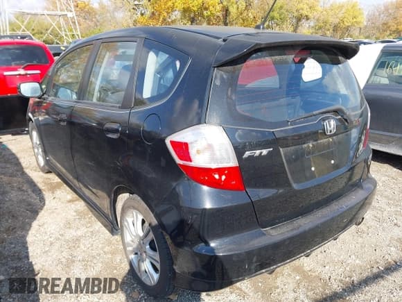 ✅ 2010 Honda Fit Sport • VIN: JHMGE8H4XAC014038 • Lot: 43580540. Wystawiony na IAAI z przebiegiem 168 862 mil. Bezpłatny archiwum sprzedaży aukcyjnych z USA i szczegółowy raport historii pojazdu na DreamBid. Zdjęcie 3.