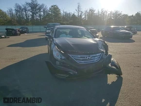 ✅ 2011 Hyundai Sonata Limited • VIN: 5NPEC4AC8BH260195 • Lot: 85834675. Listed on Copart with 61,330 mi. Free auction sales archive from the USA and detailed vehicle history report at DreamBid. Image 13.