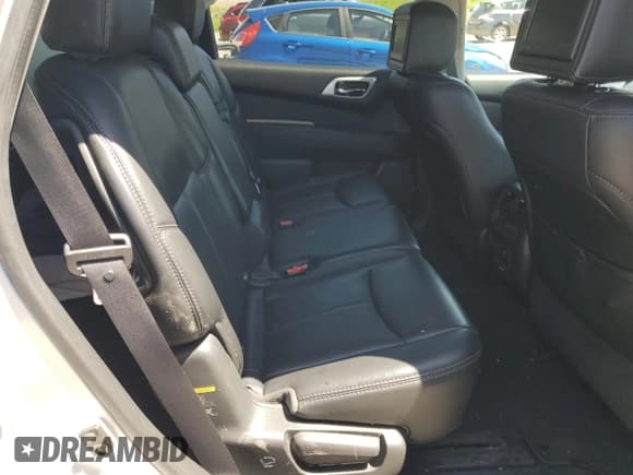 ✅ 2016 Nissan Pathfinder Platinum • VIN: 5N1AR2MM6GC666349 • Lot: 57347835. Listed on Copart with 142,383 mi. Free auction sales archive from the USA and detailed vehicle history report at DreamBid. Image 11.