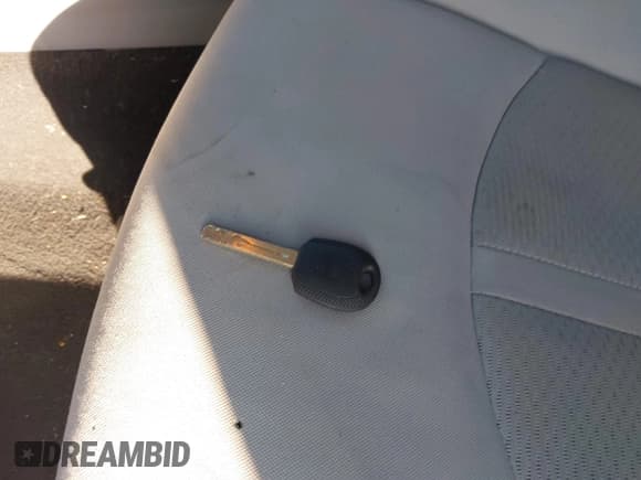 ✅ 2016 Hyundai Sonata 2.4L • VIN: 5NPE24AF8GH383662 • Лот: 43712905. Опубликован ранее на IAAI с пробегом 109 075 миль. Бесплатный доступ к архиву аукционных продаж из США и подробный отчёт об истории автомобиля на DreamBid. Изображение 11.