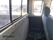 ✅ 2001 Nissan Frontier XE • VIN: 1N6DD26S61C309401 • Lot: 40696750. Listed on IAAI with 221,948 mi. Free auction sales archive from the USA and detailed vehicle history report at DreamBid. Image 8.