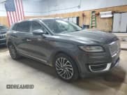 ✅ 2019 Lincoln Nautilus Reserve • VIN: 2LMPJ8L9XKBL51214 • Лот: 86520695. Опубликован ранее на Copart с пробегом 26 216 миль. Бесплатный доступ к архиву аукционных продаж из США и подробный отчёт об истории автомобиля на DreamBid. Изображение 4.