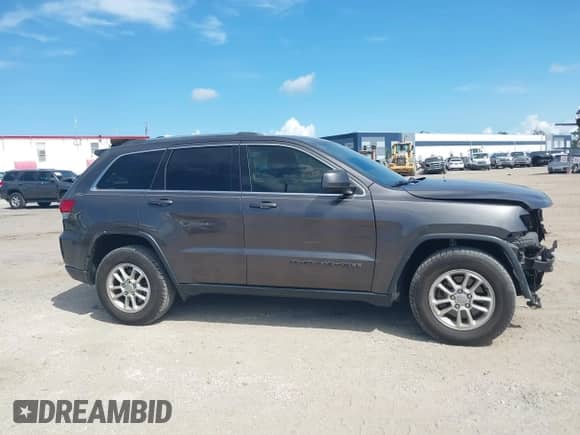 2020 Jeep Grand Cherokee Altitude z VIN 1C4RJEAG1LC245566, wystawiony jako IAAI lot #42699269 z przebiegiem 130 271 mil mil oraz . Historia ofert i sprzedaży dostępna na DreamBid. Obrazek 14.