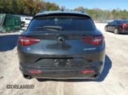 ✅ 2022 Alfa Romeo Stelvio Ti • VIN: ZASPAKBN9N7D41256 • Lot: 91373255. Wystawiony na Copart z przebiegiem 29 776 mil. Bezpłatny archiwum sprzedaży aukcyjnych z USA i szczegółowy raport historii pojazdu na DreamBid. Zdjęcie 6.